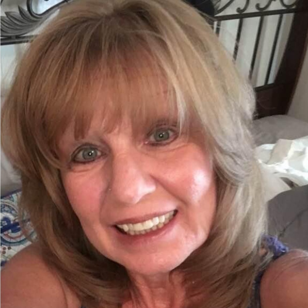 Meet your Posher, Kelly